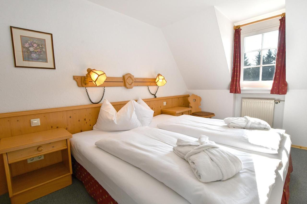 Hermsdorf  Landhotel Altes Zollhaus מראה חיצוני תמונה